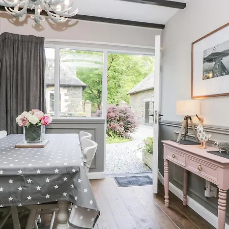 بيت للعطل Coach House 1 - Pullwood Bay