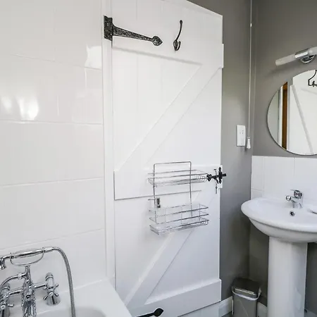 بيت للعطل Coach House 1 - Pullwood Bay *